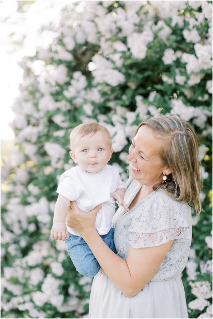 Mother with baby at Lilac Mini Session