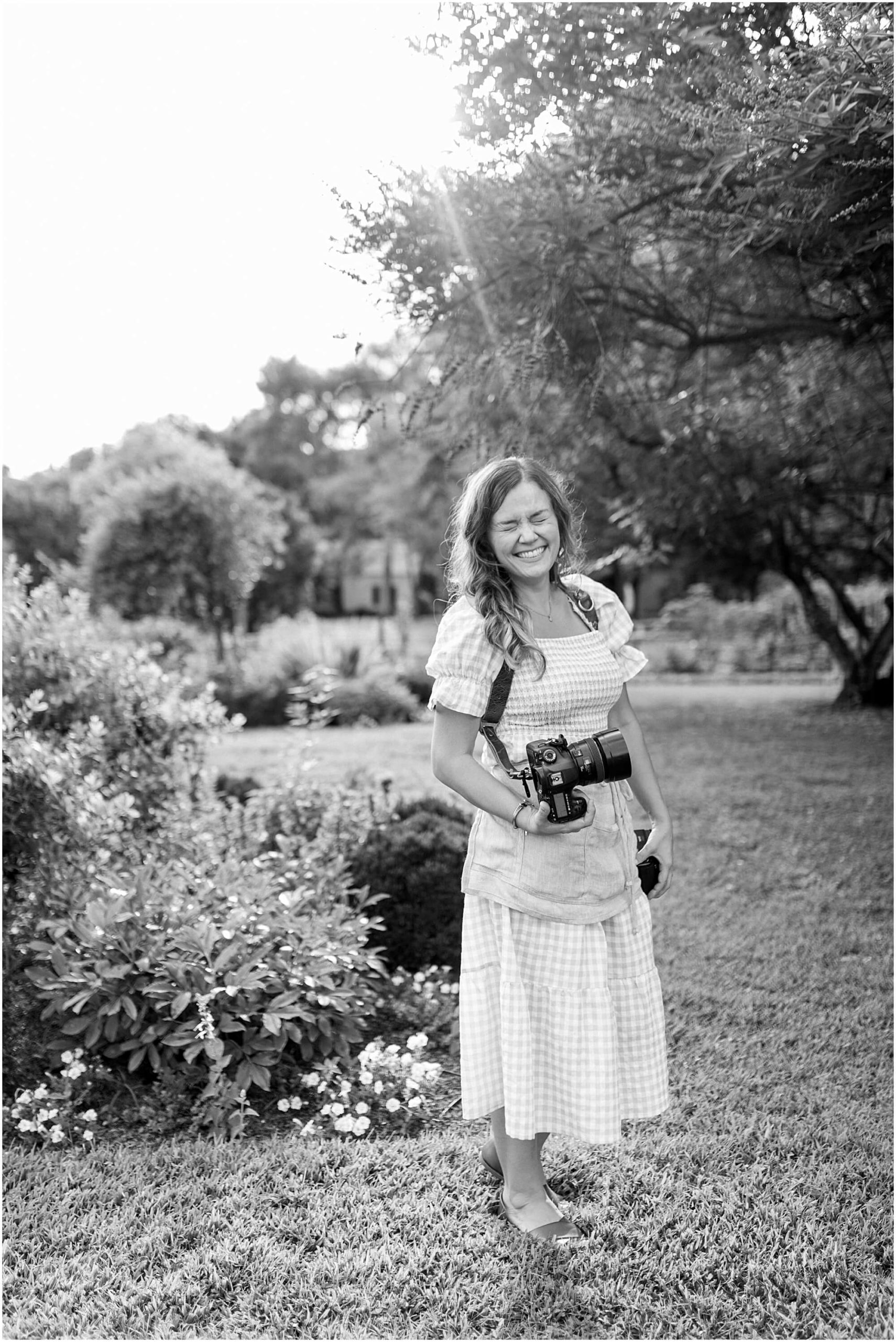 Black and while image of photographer at The Historic Tuckahoe Plantation